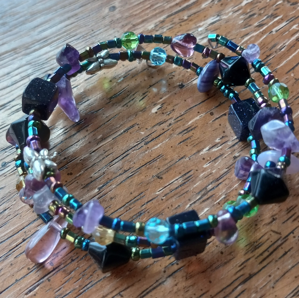 Handmade Memory Wire Bracelett!!!! - Picture 2 of 5